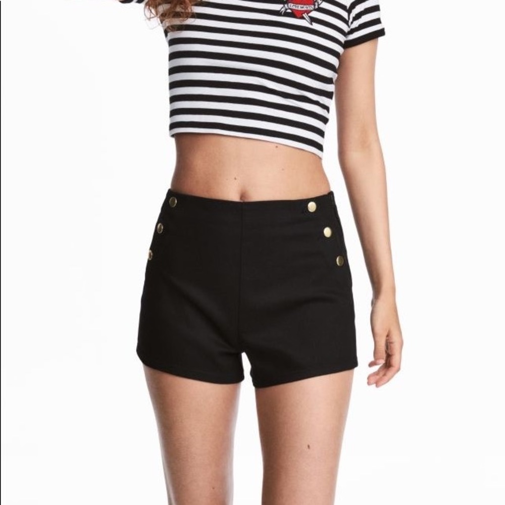 H&M 3 Button Sailor Shorts